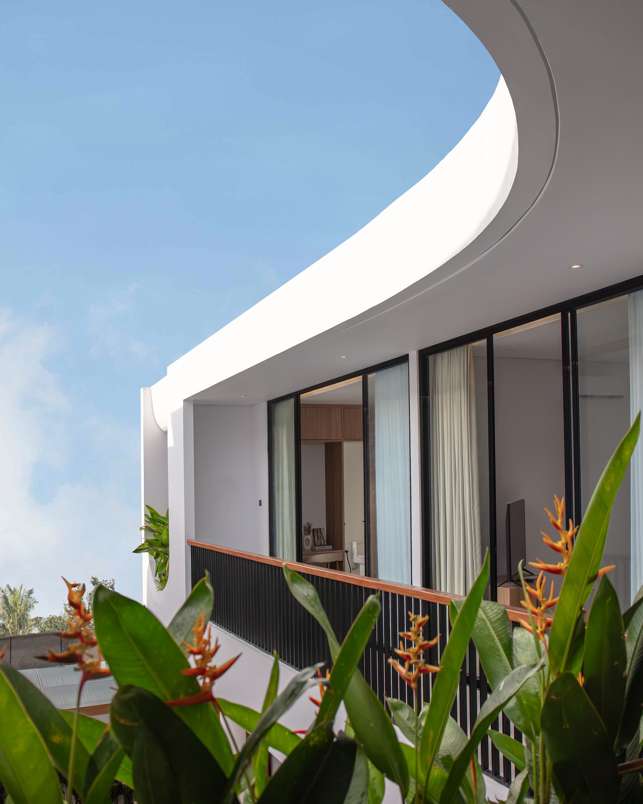 V VILLA - TANAH BARAK in Tanah Barak, Badung - Bali (2023) - Gallery image 4 - Architecture project by Atelier W AR E