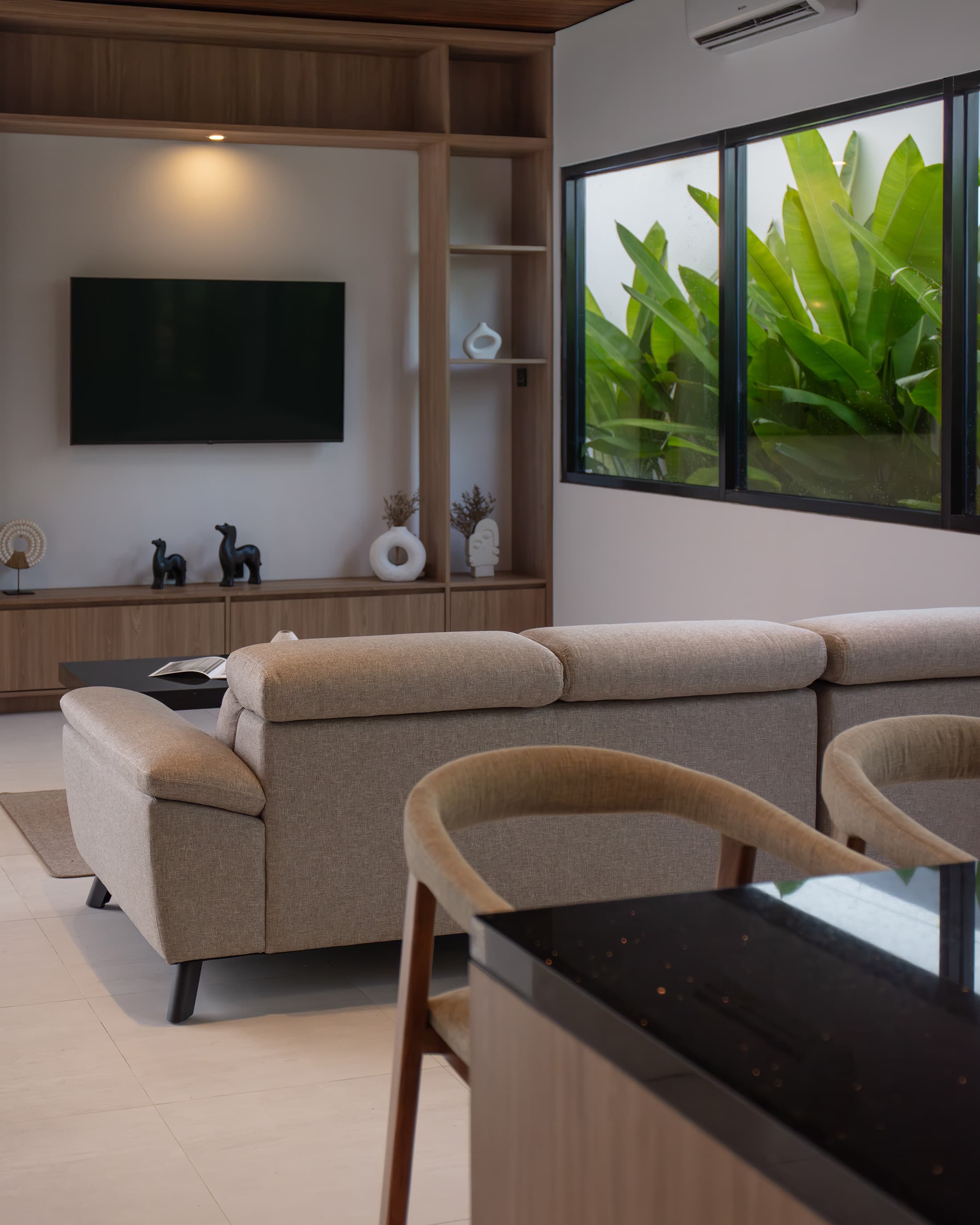 V VILLA - TANAH BARAK in Tanah Barak, Badung - Bali (2023) - Gallery image 10 - Architecture project by Atelier W AR E